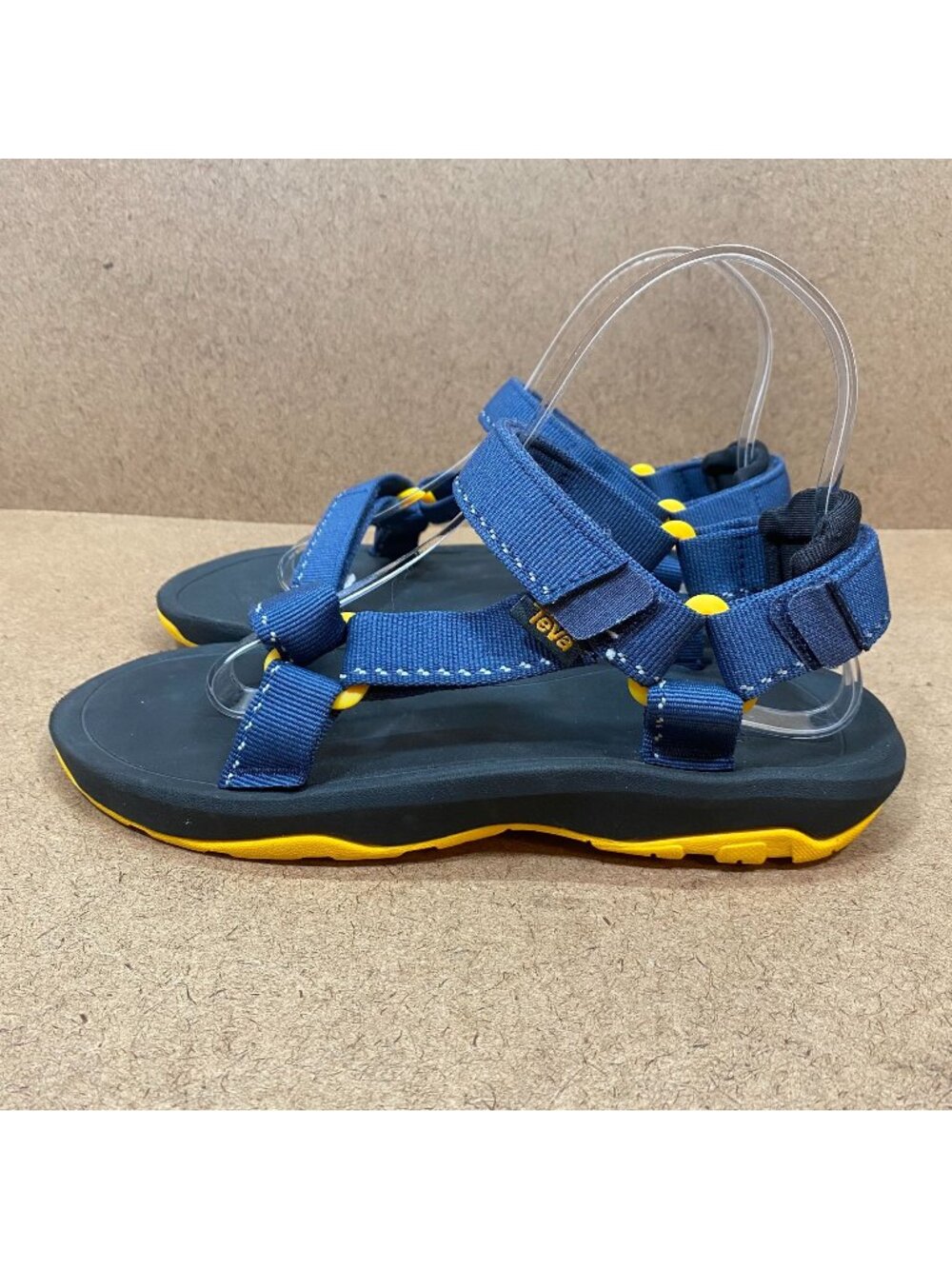 Teva Hurricane XLT2 Kids Blue/Yellow Strap Hiking Sandals Size 4 Summer Outdoor